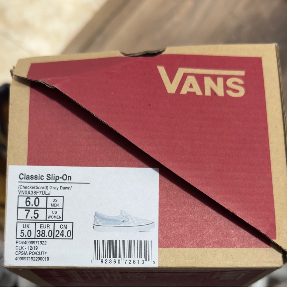 New‎ Vans Unisex Classic Slip-On Gray Dawn Checkerboard  SZ 6.0 men/7.5 Women